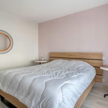 Дом отдыха Brevinoise Pour 6 Personnes A 100m De La Сен-Бревен-ле-Пен